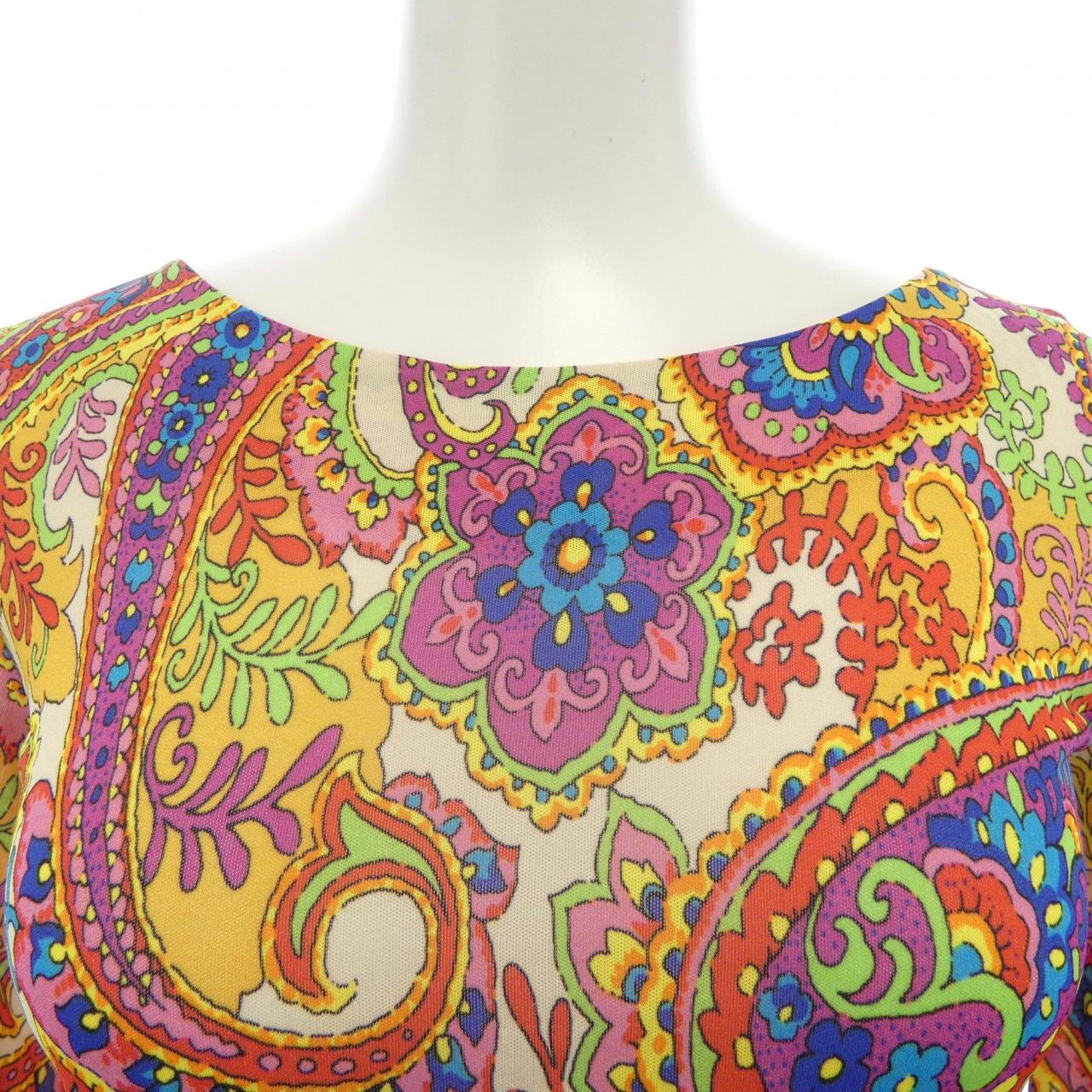 ディーアンドジー D&G トップス