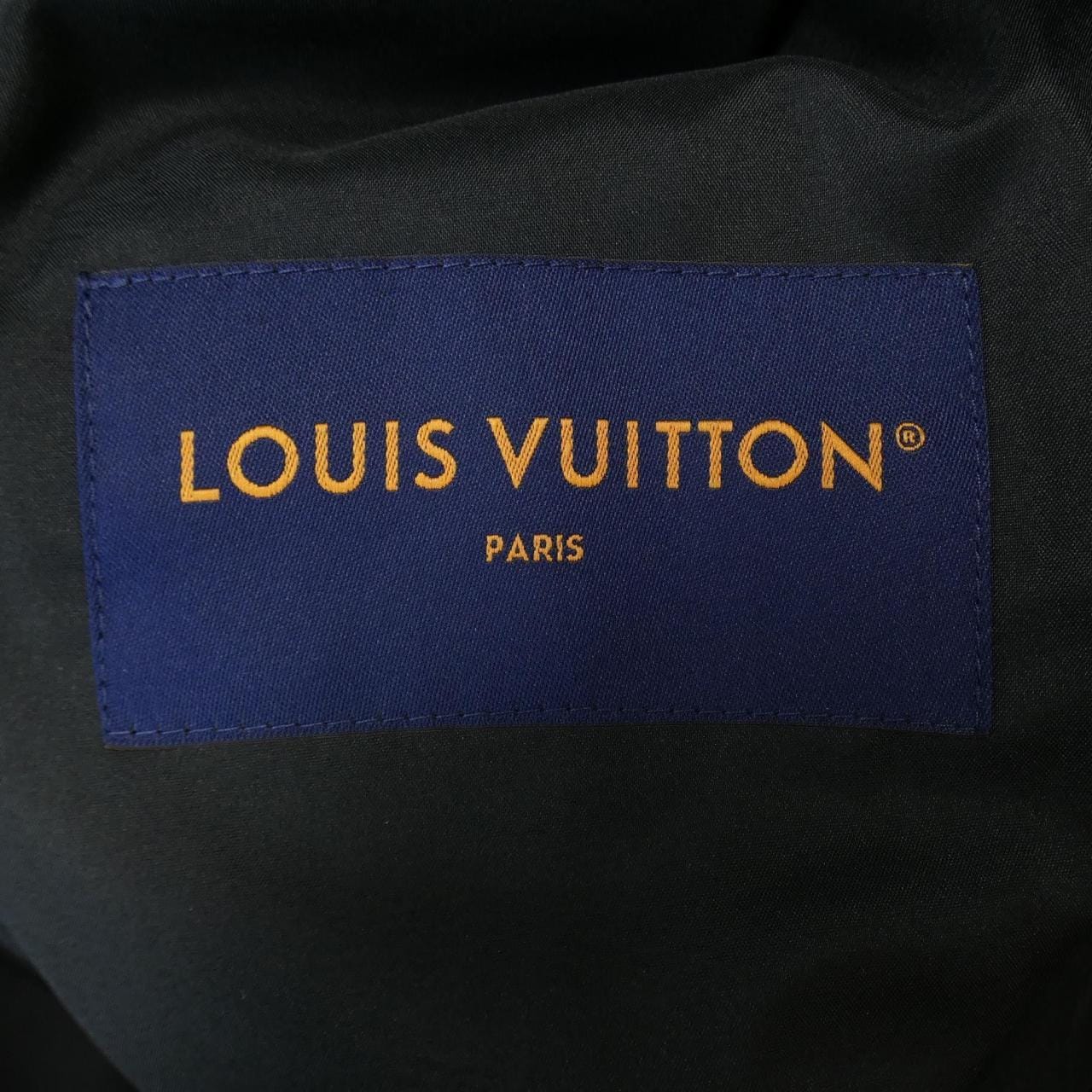 ルイヴィトン LOUIS VUITTON ダウンジャケット