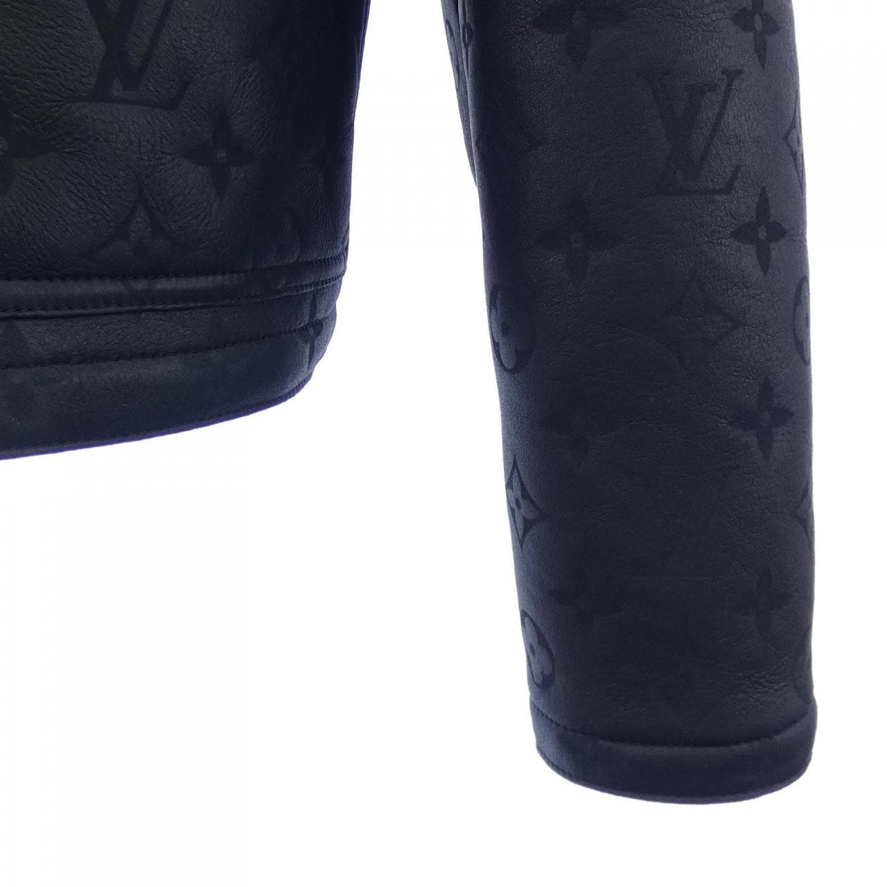 ルイヴィトン LOUIS VUITTON LVSEモノグラムシアリング HML42EYGL ムートンジャケット