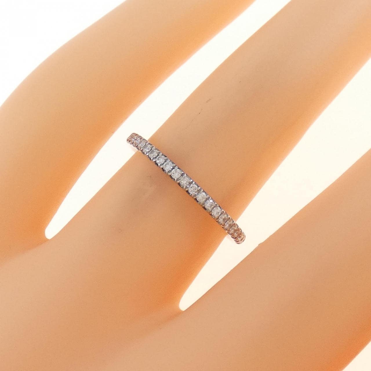 HARRY WINSTON Micropave Ring