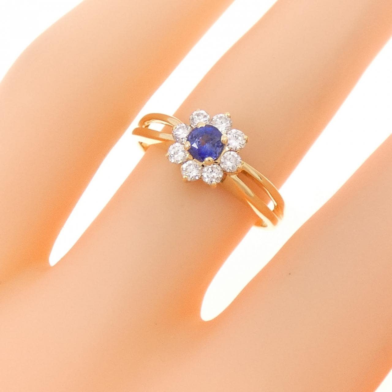 750YG フラワー サファイヤ リング 0.28CT