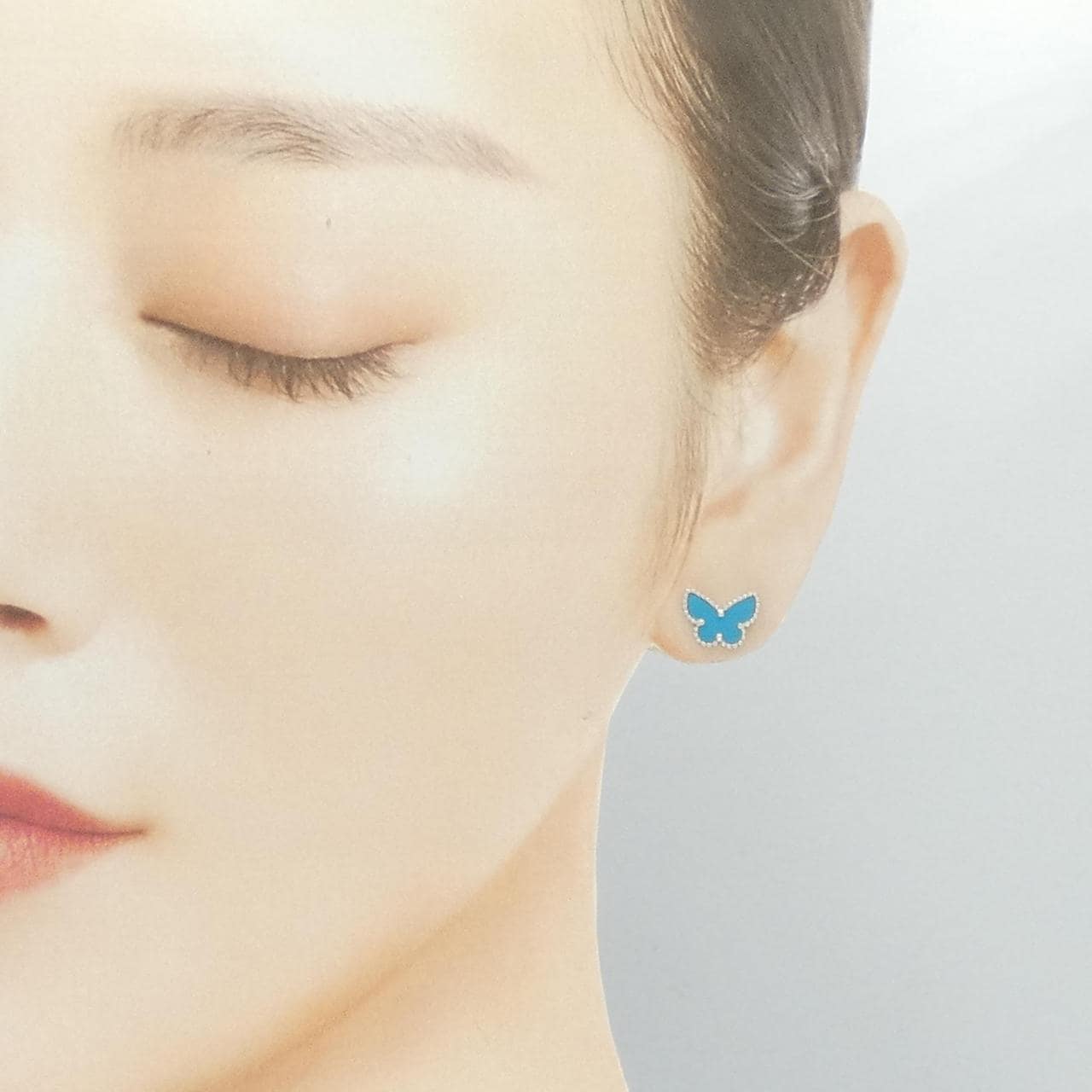 ヴァンクリーフ&アーペル スウィートアルハンブラ パピヨン ピアス