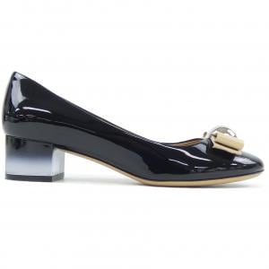 サルヴァトーレフェラガモ SALVATORE FERRAGAMO パンプス