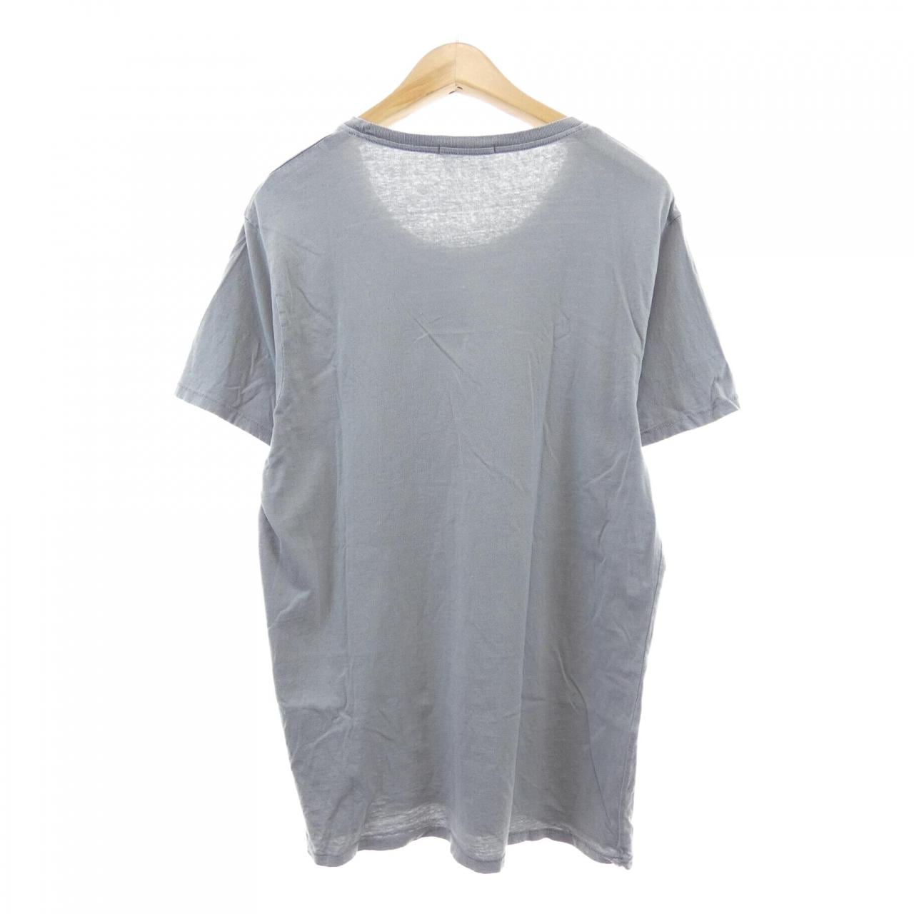 ヌーディージーンズ NUDIE JEANS Tシャツ