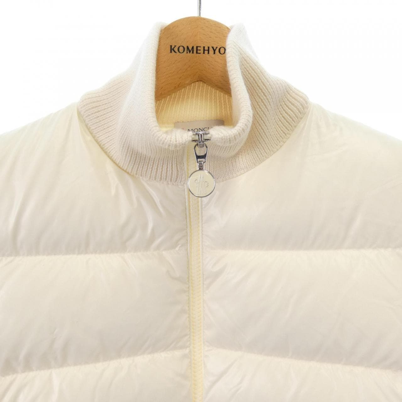 モンクレール MONCLER ダウンジャケット