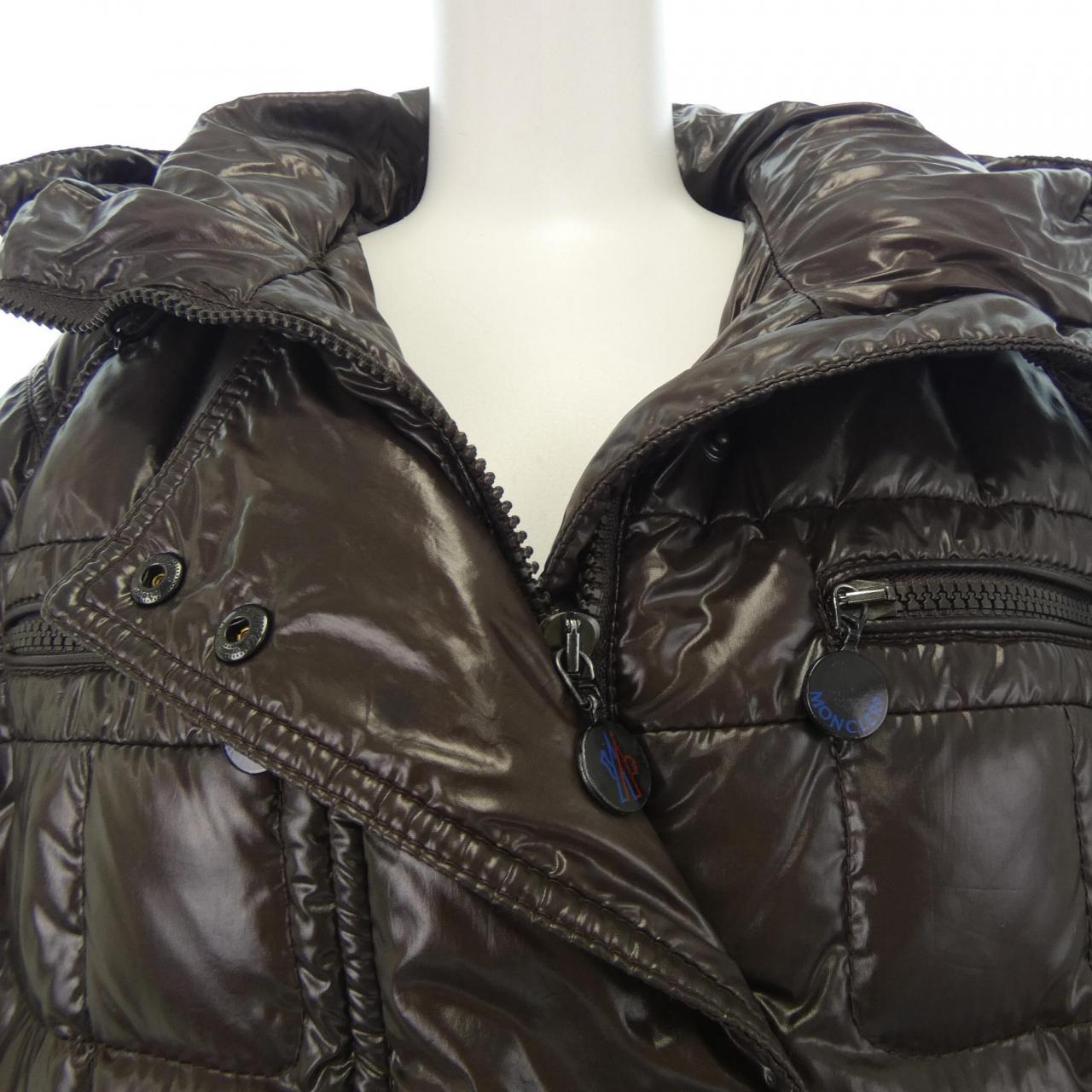 モンクレール MONCLER ダウンジャケット