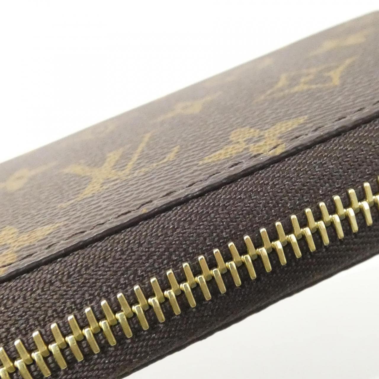 ルイヴィトン モノグラム ジッピー ウォレット M42616 財布