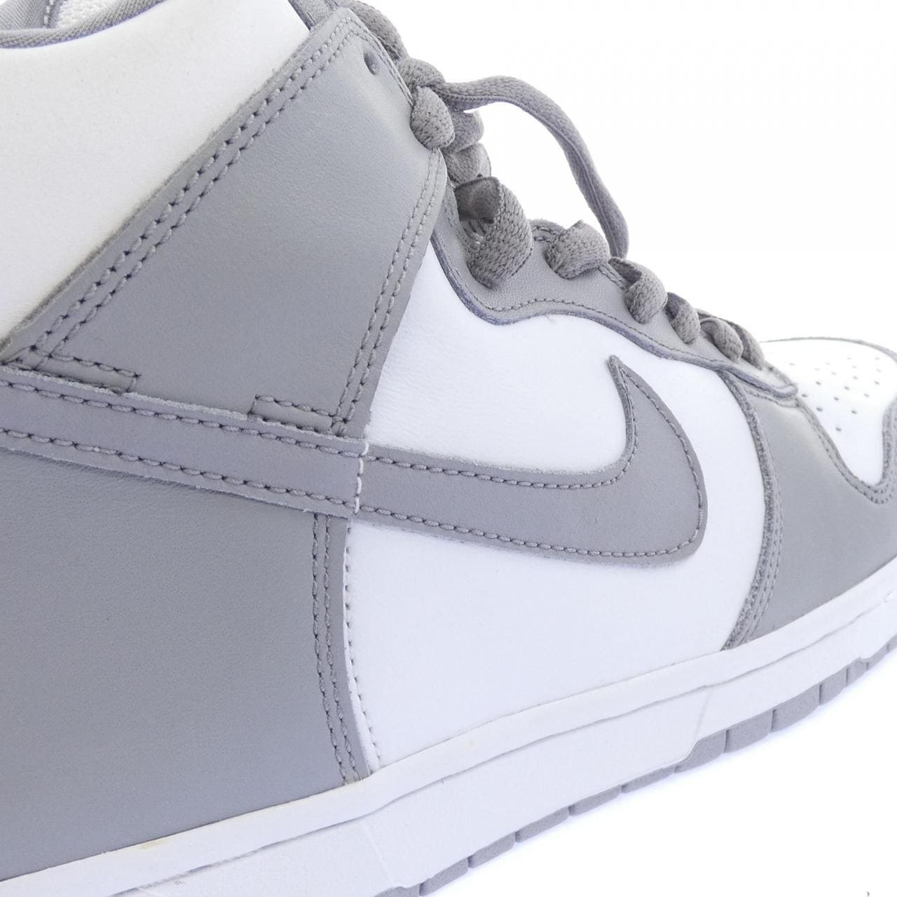 ナイキ NIKE 304717-002 スニーカー