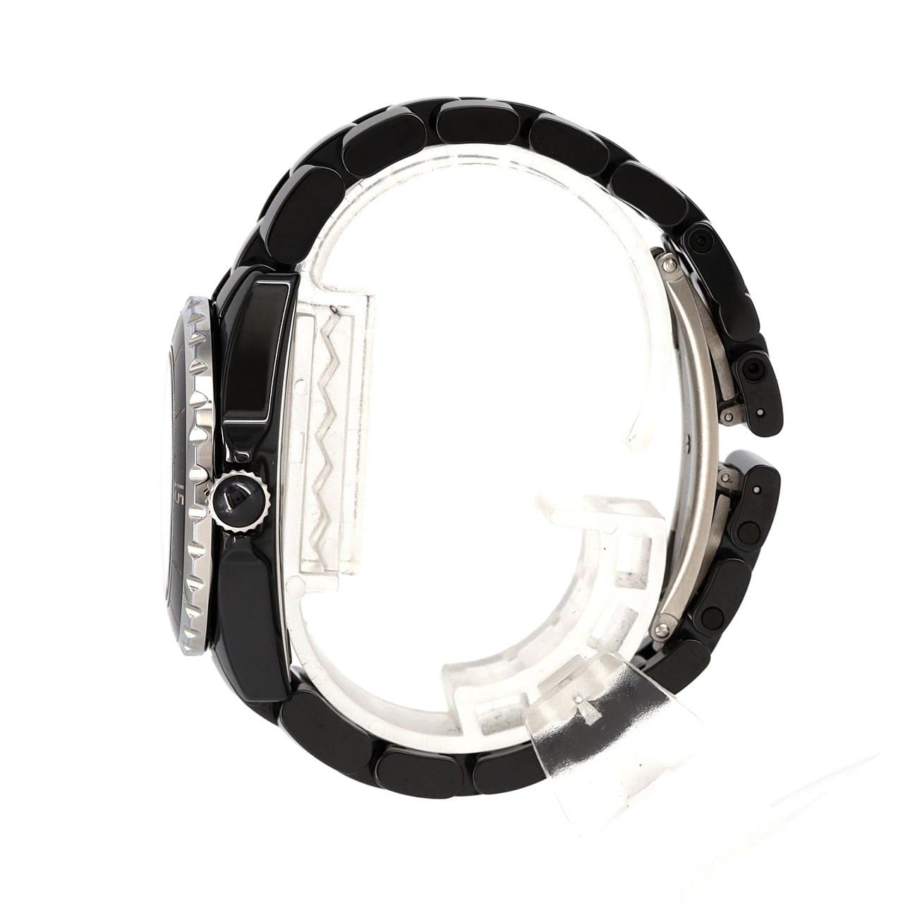 シャネル J12 33mmセラミック H0682 セラミック クォーツ