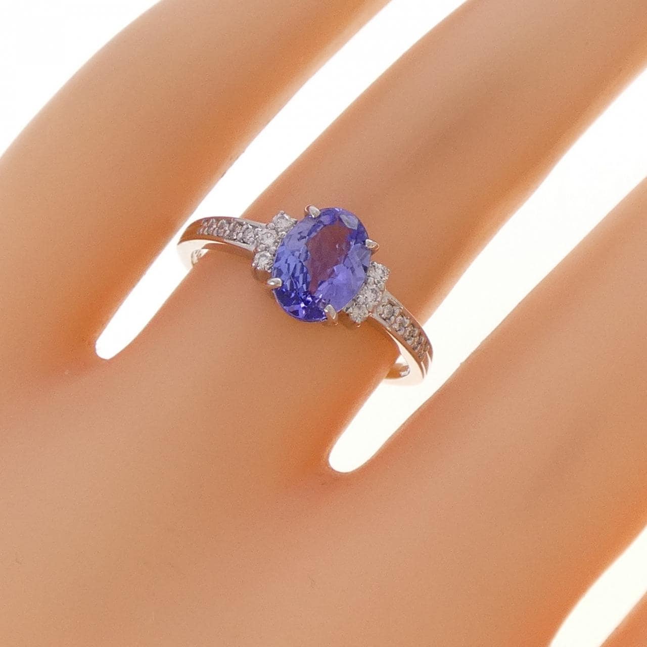 PT900 タンザナイト リング 1.01CT