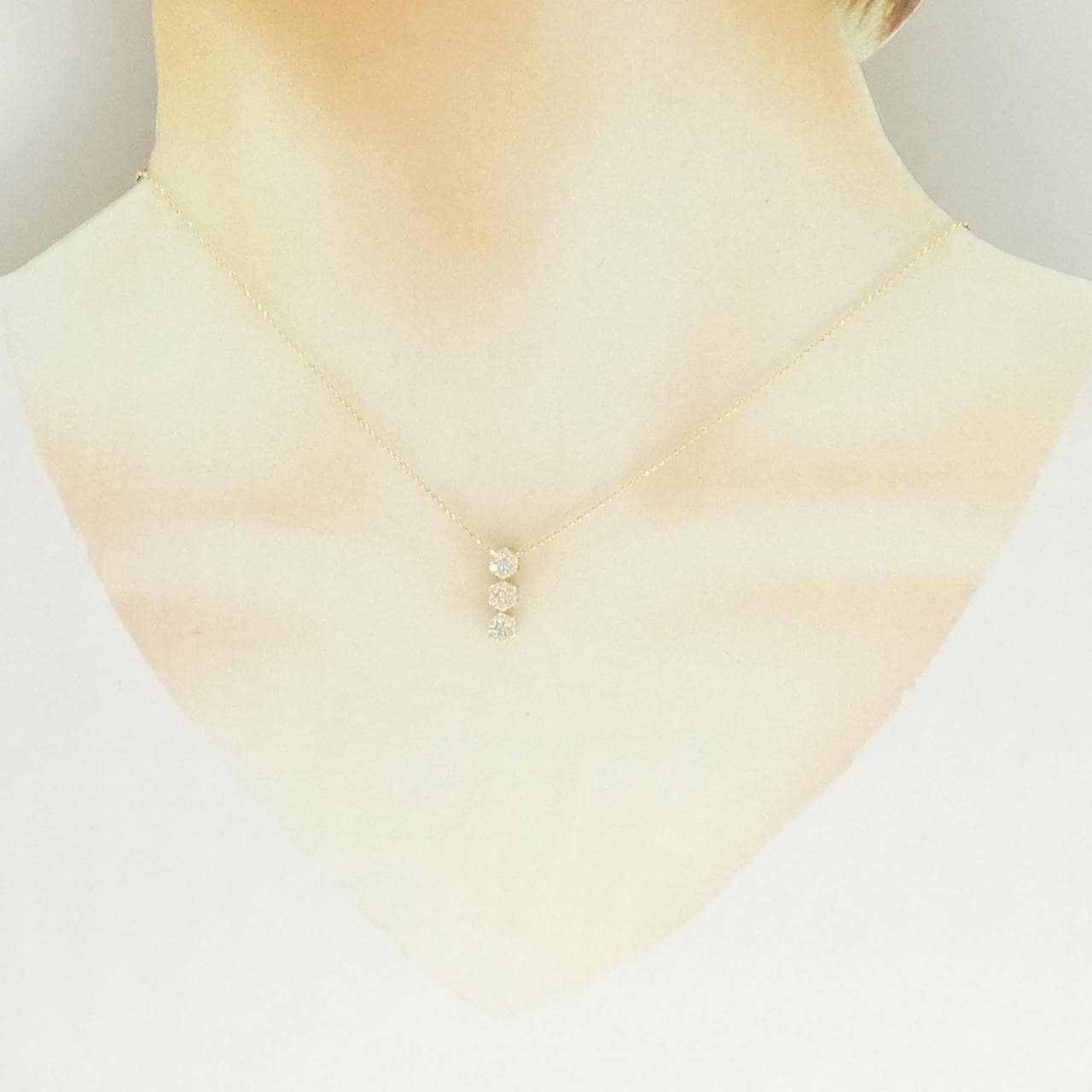 K18YG フラワー ダイヤモンド ネックレス 0.32CT