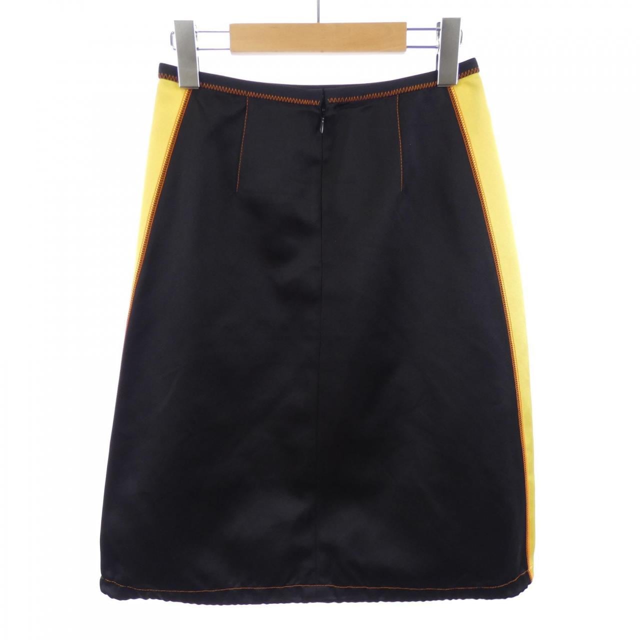 プラダ PRADA P142LI S171 1DZD スカート