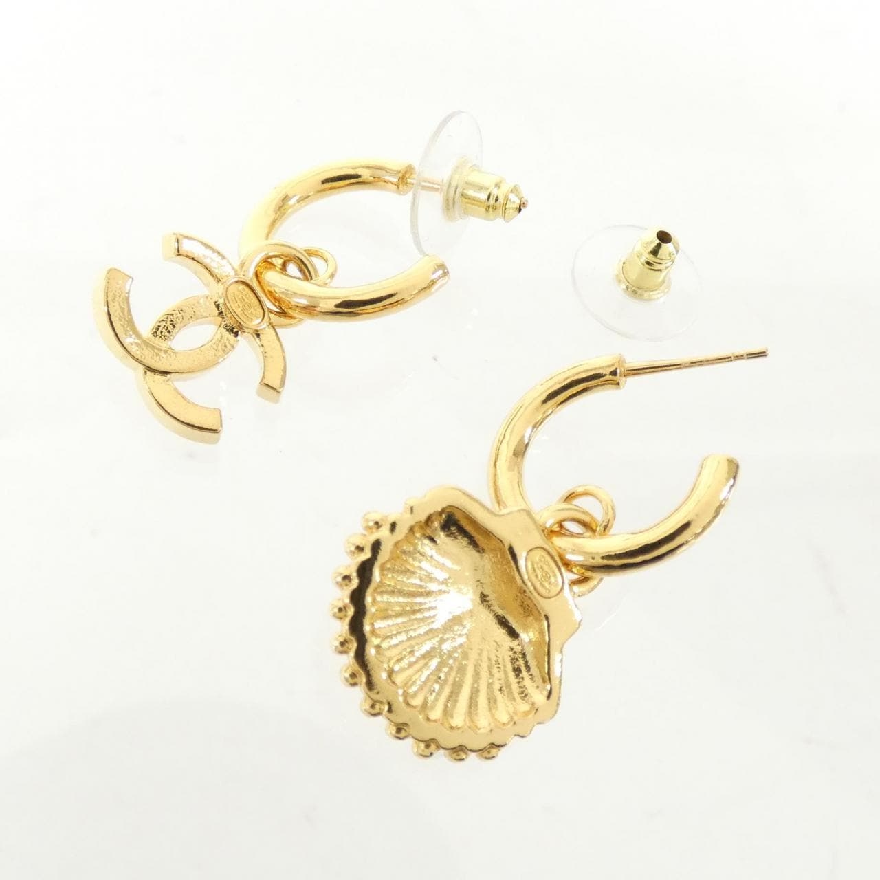 CHANEL ABA065 earrings
