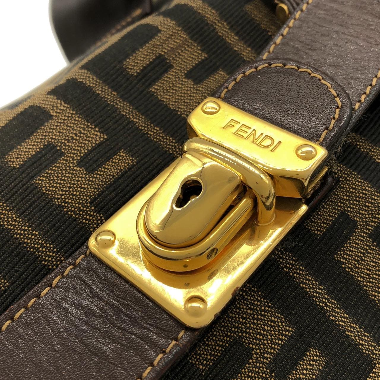 【ヴィンテージ】フェンディ 26348 バッグ