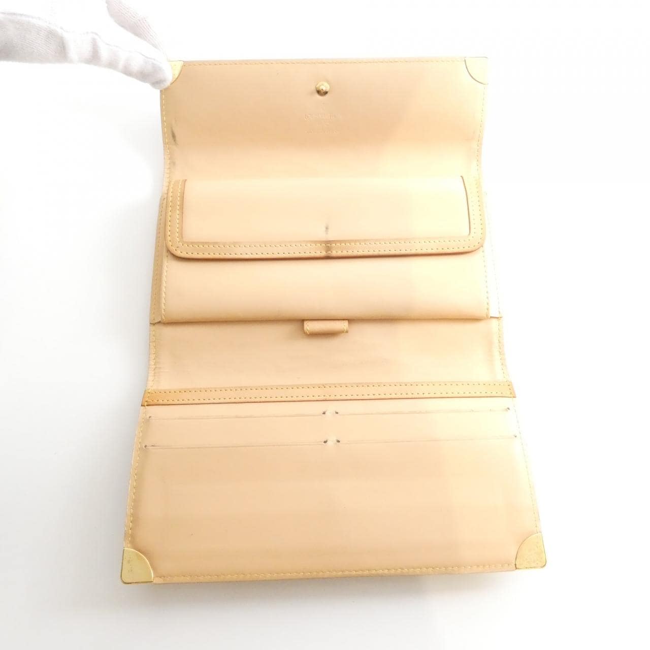 ルイヴィトン モノグラム チェリーブロッサム ポルト トレゾール インターナショナル M92027 財布