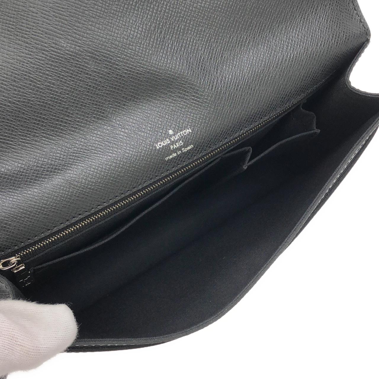ルイヴィトン タイガ ベライア M32592 セカンドバッグ