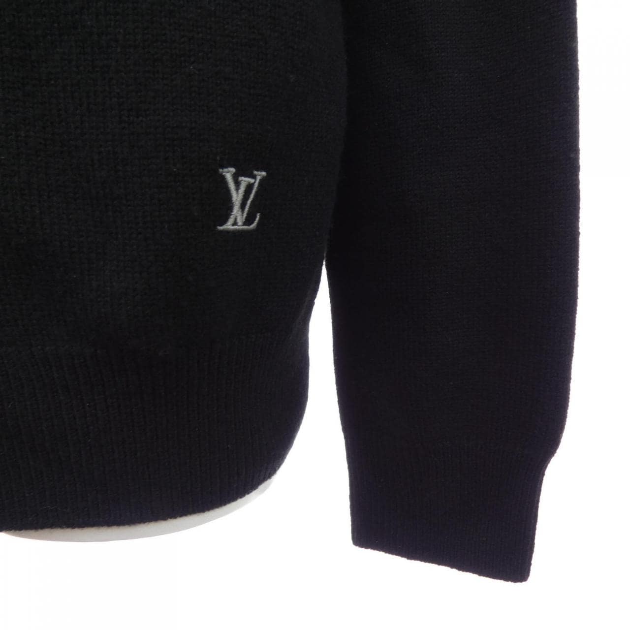 ルイヴィトン LOUIS VUITTON H4KN44K89 カーディガン