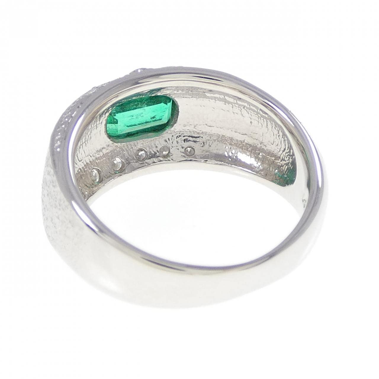 PT900 エメラルド リング 0.70CT