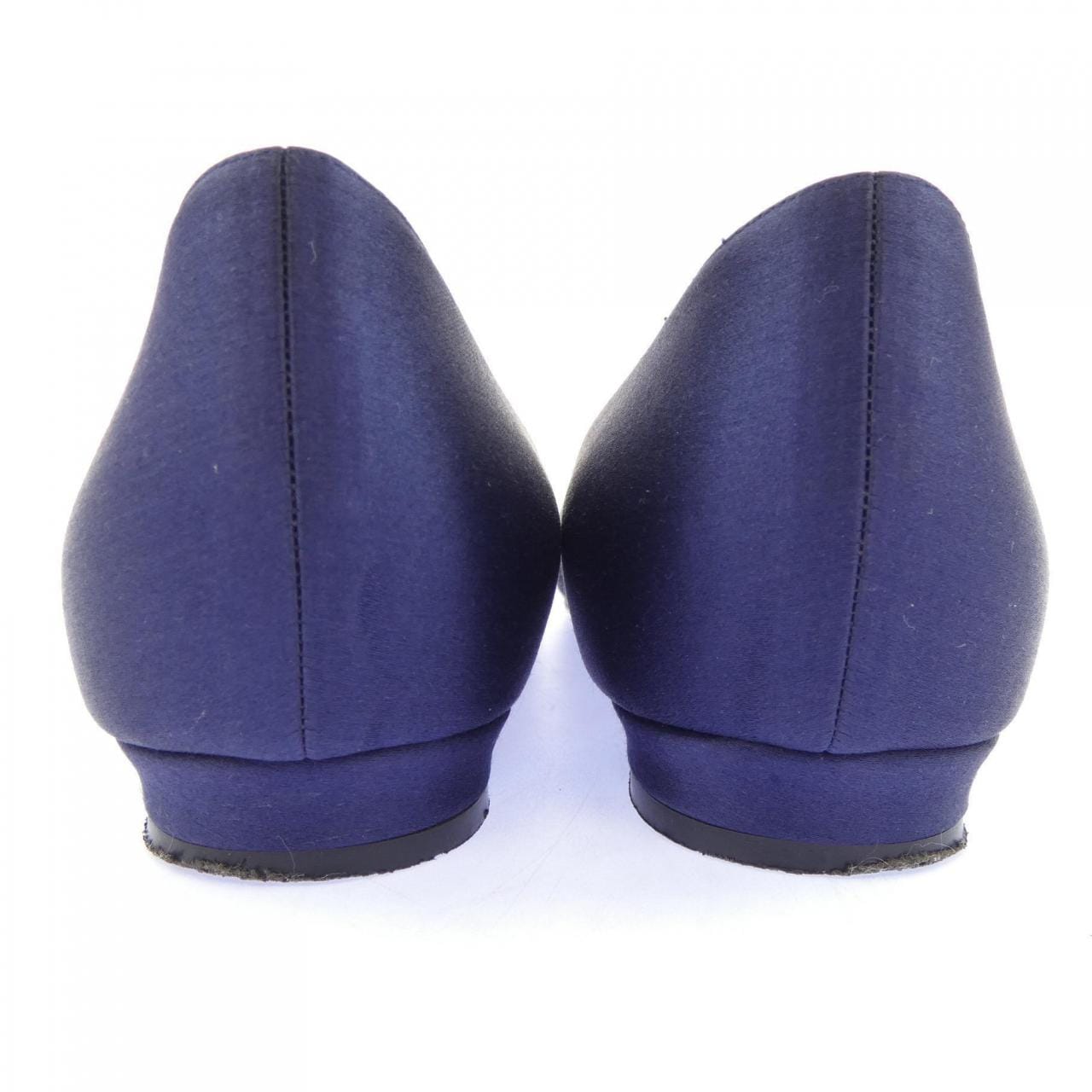 マノロブラニク MANOLO BLAHNIK HANGISIFLAT サテン フラットシューズ