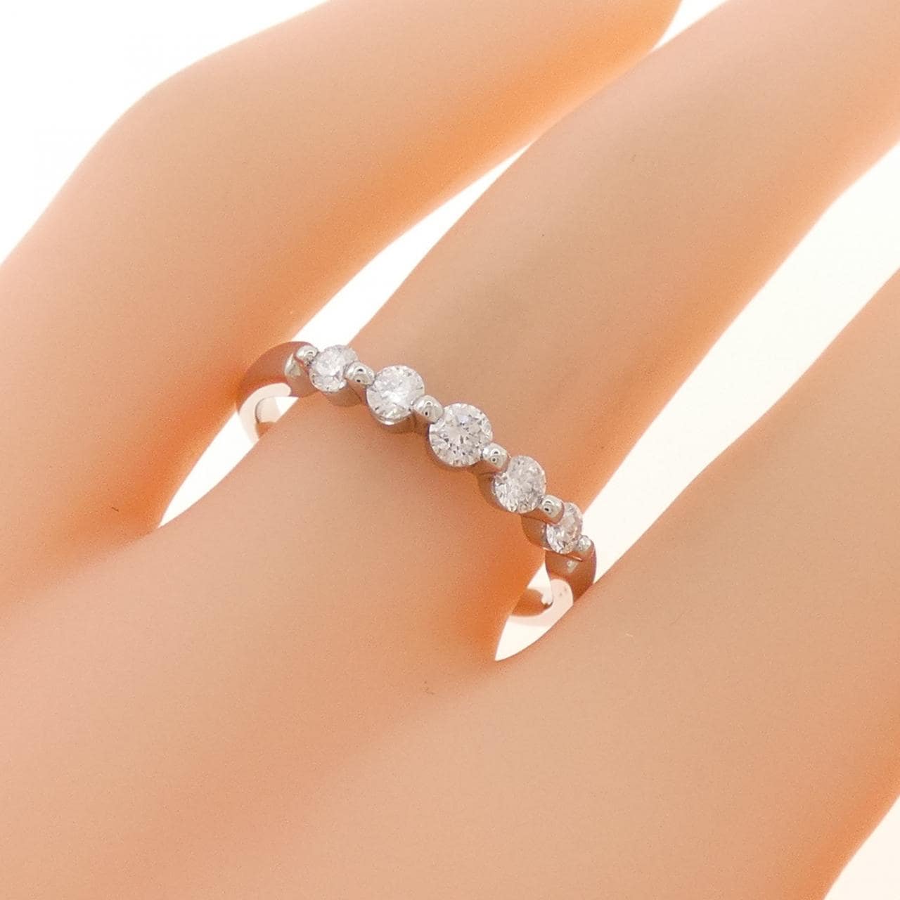 PT950 ダイヤモンド リング 0.30CT