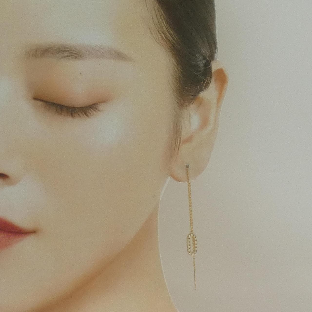 ヨン 合成ダイヤモンド ピアス 0.27CT 片耳