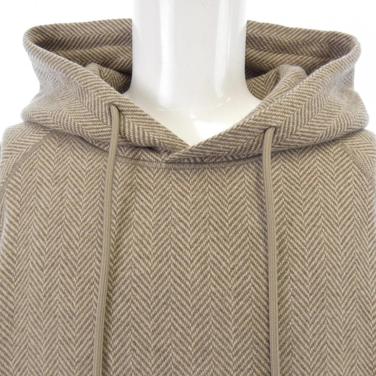 エンポリオアルマーニ EMPORIO ARMANI パーカー