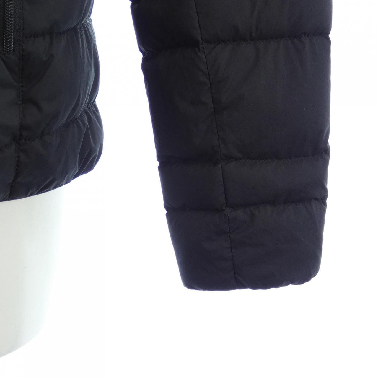 THE NORTH FACE NY81402羽绒夹克
