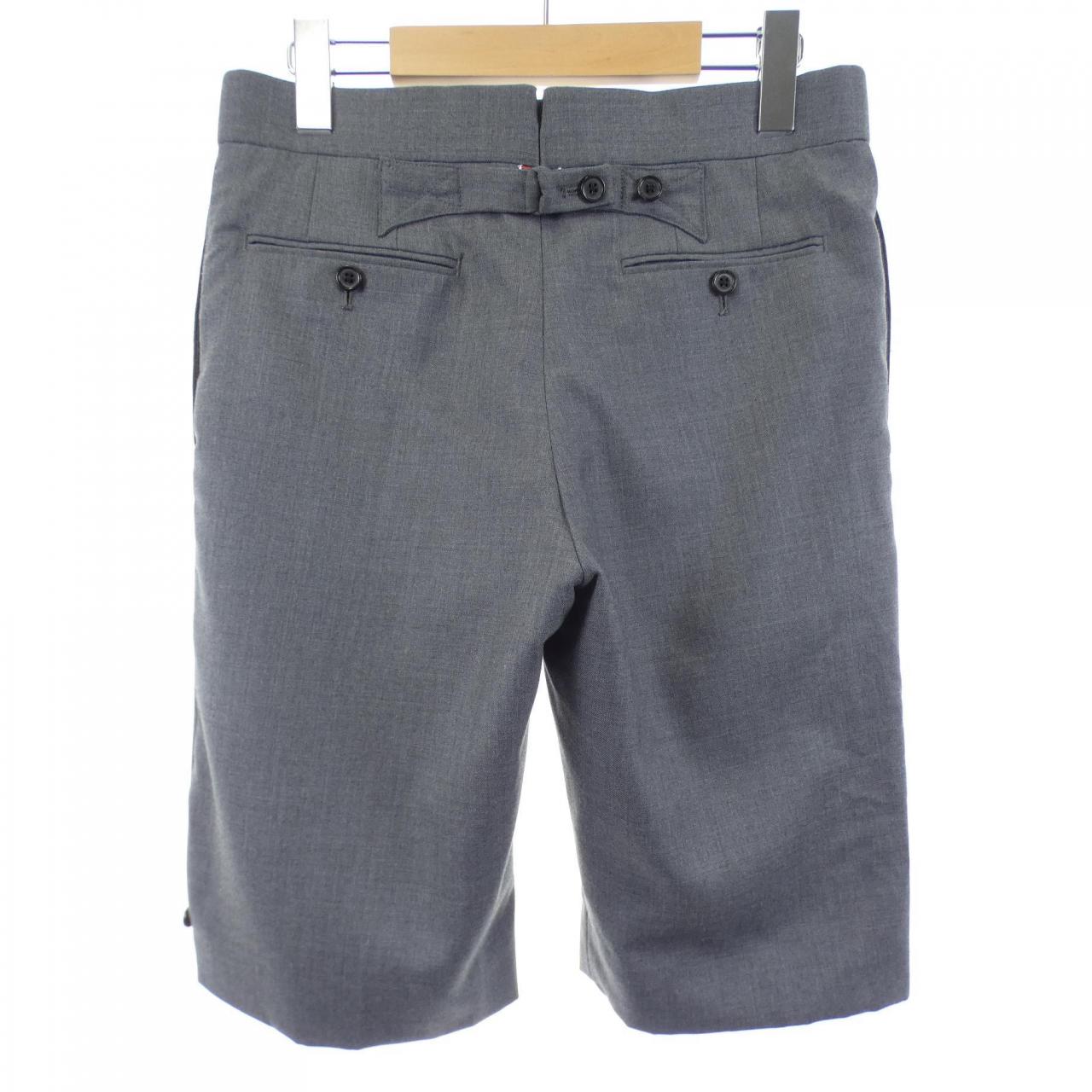 トムブラウン THOM BROWNE ショートパンツ