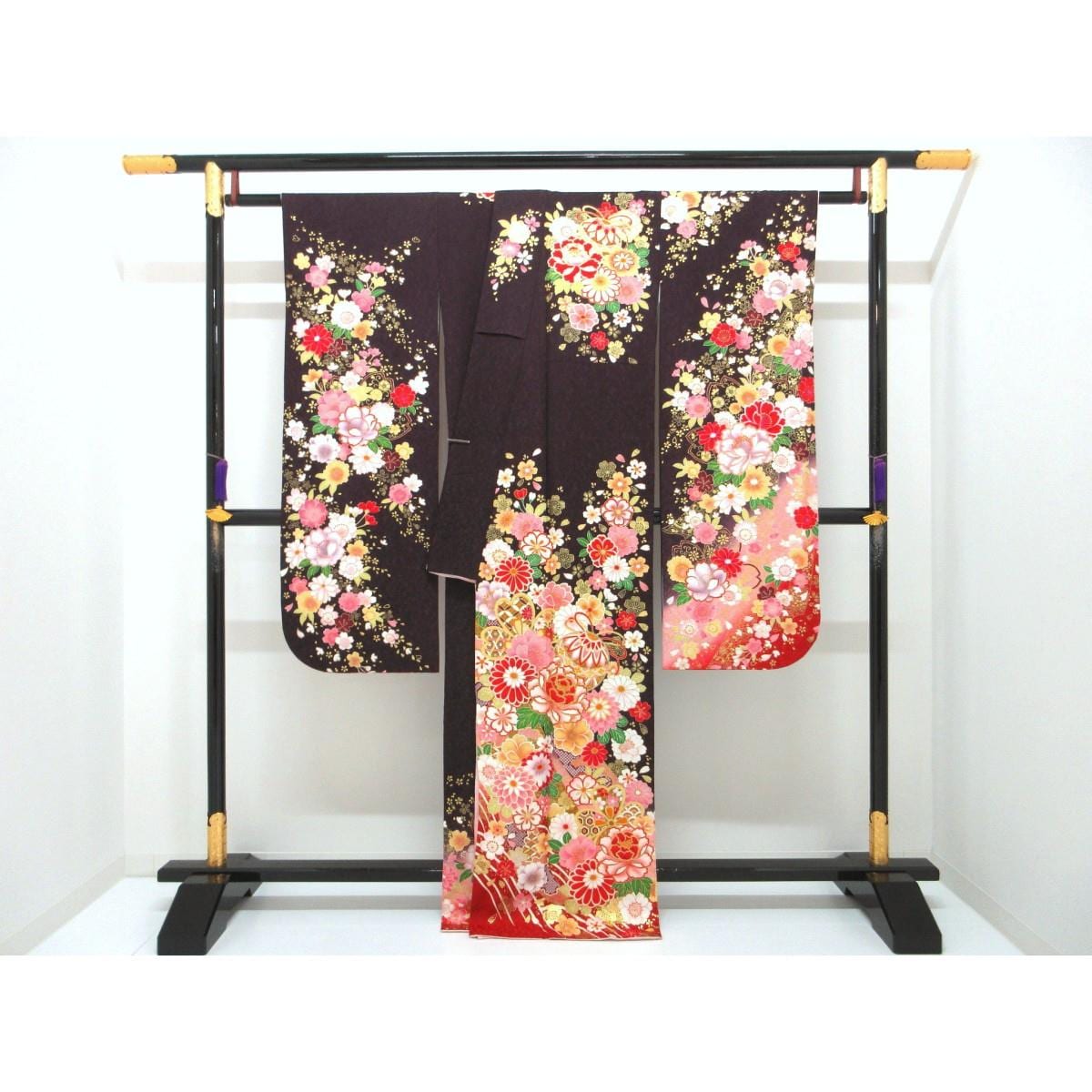 振袖　友禅金彩加工　刺繍入りボカシ染