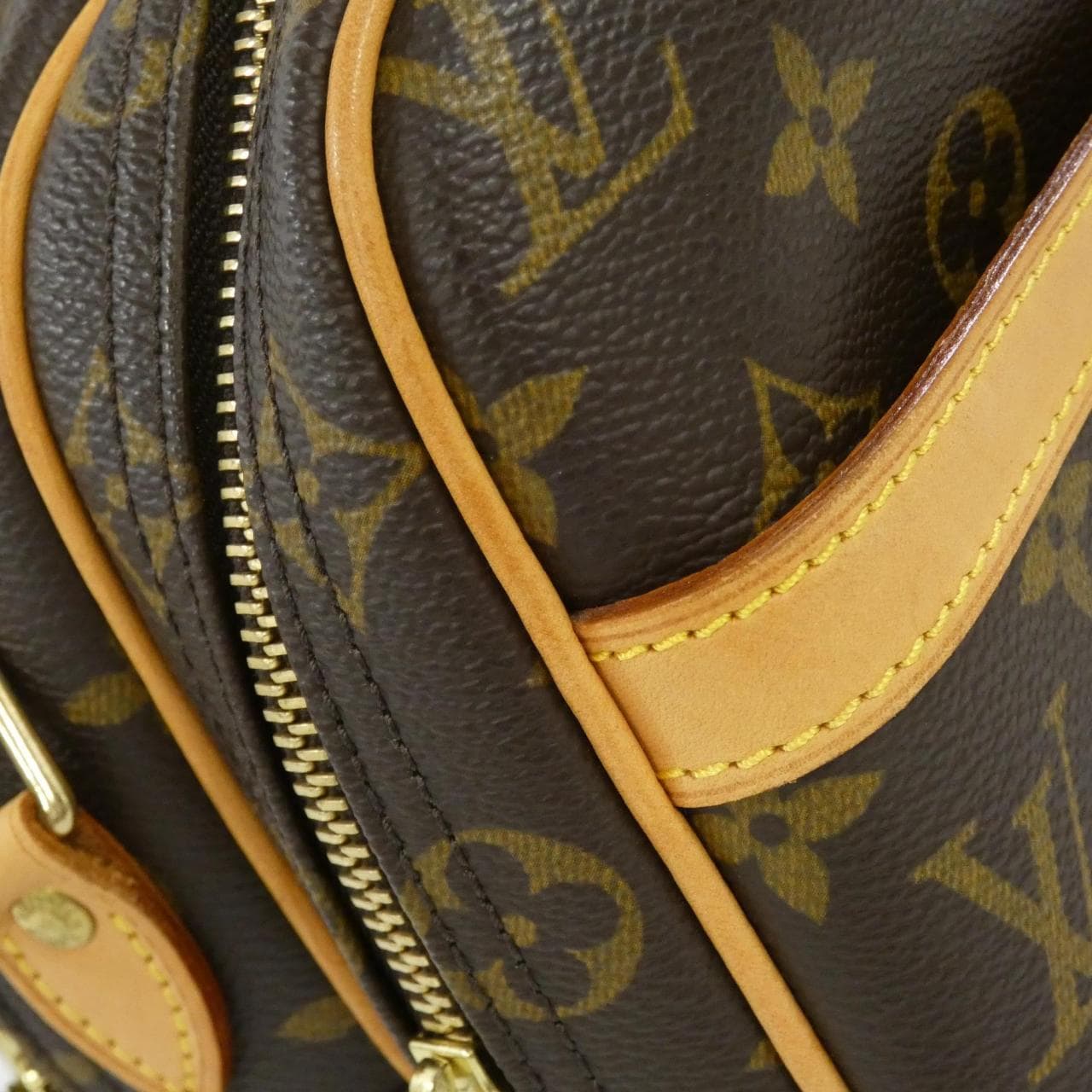 LOUIS VUITTON Monogram Reporter 28 公分 M45254 單肩包