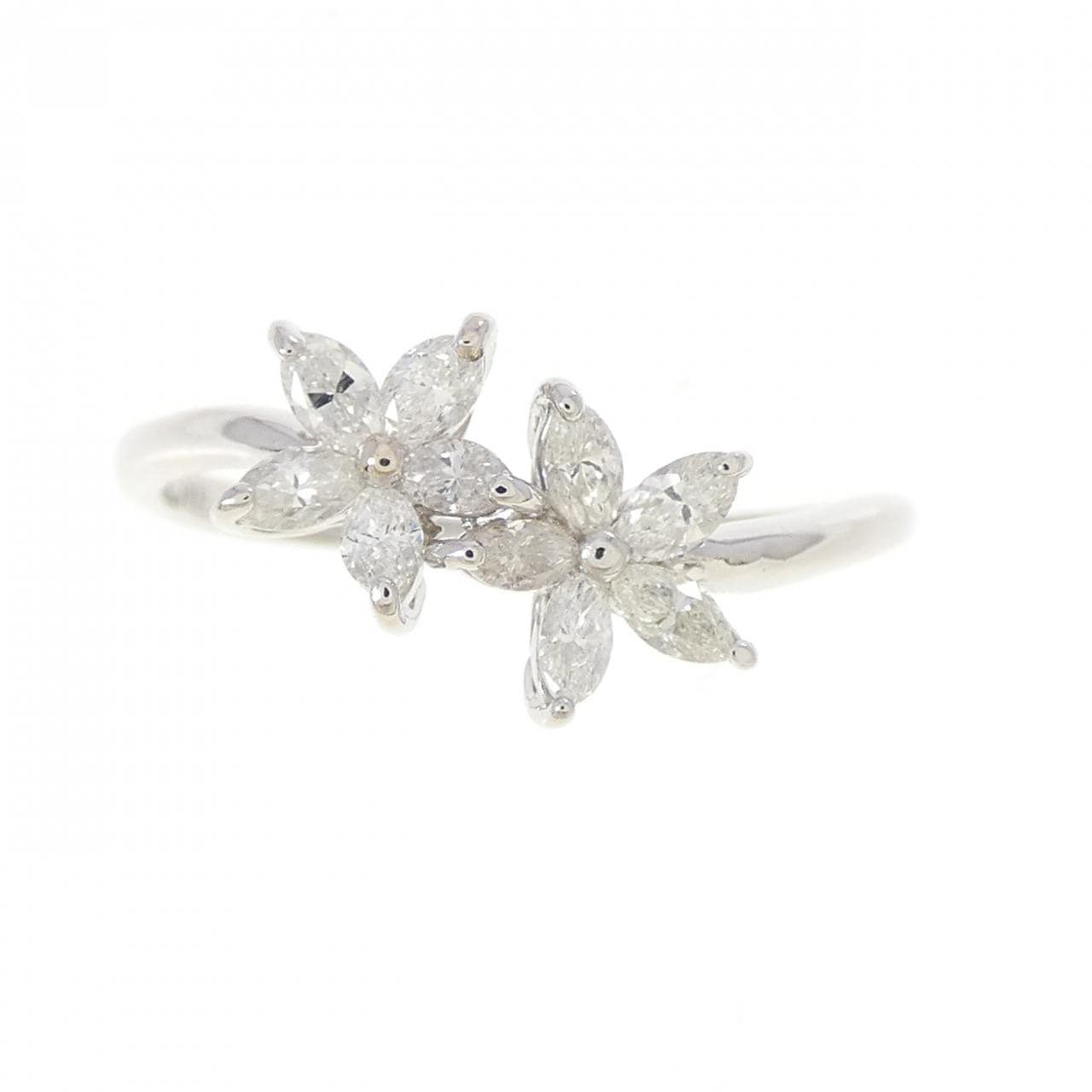 PT900 フラワー ダイヤモンド リング 0.38CT