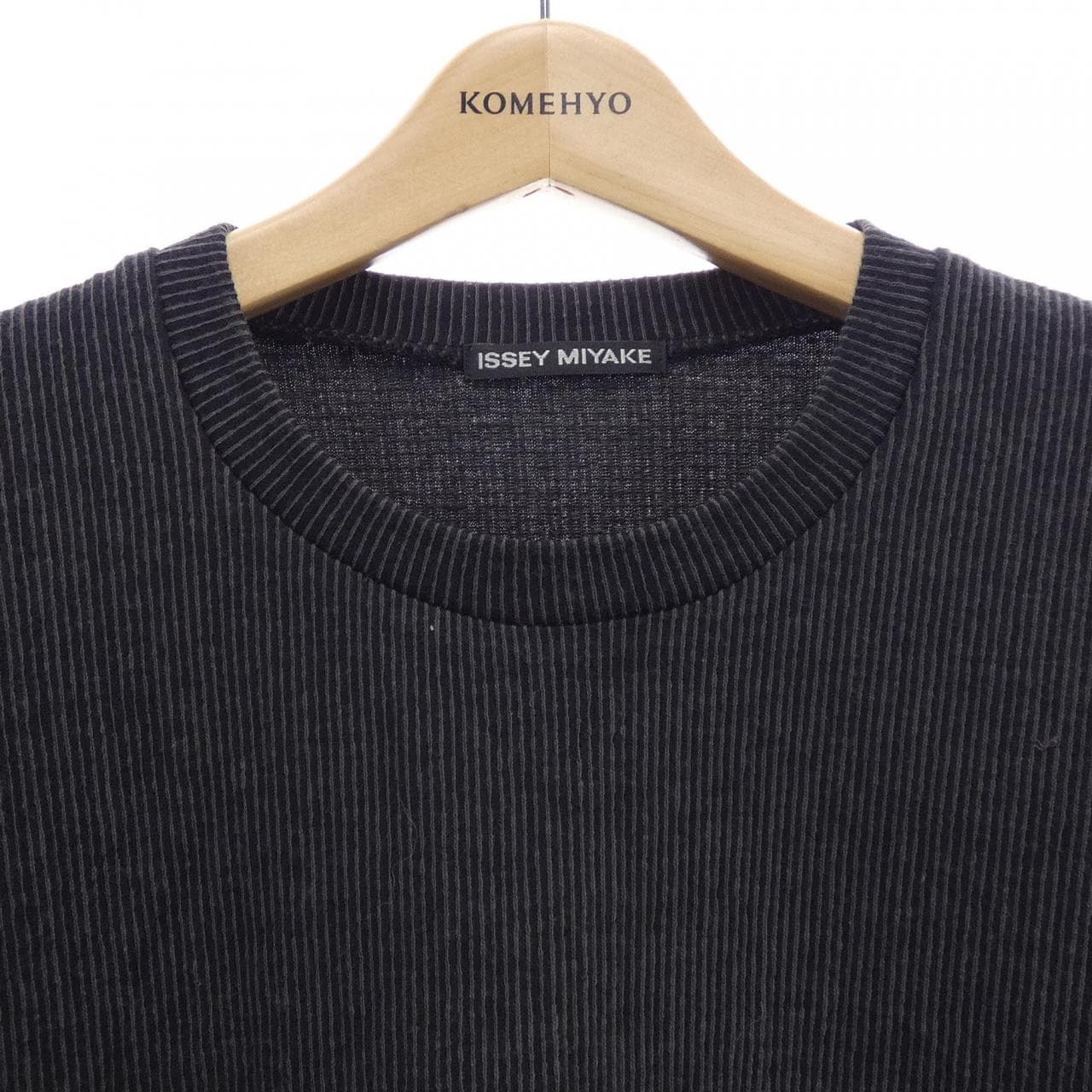 イッセイミヤケ ISSEY MIYAKE ME53JK414 Tシャツ
