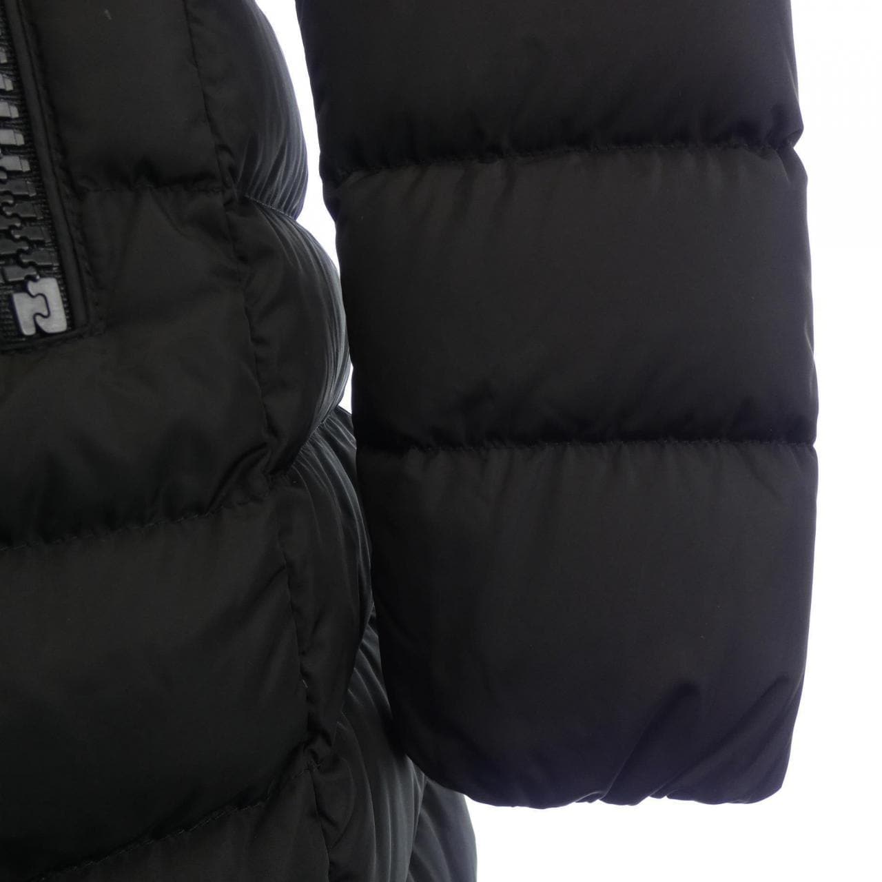 モンクレール MONCLER ダウンコート