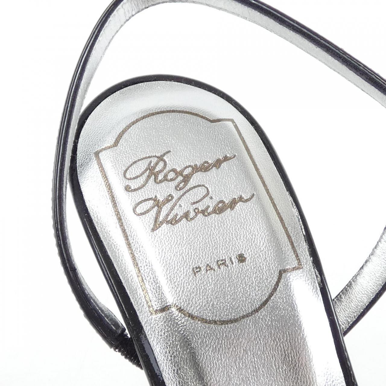ロジェヴィヴィエ ROGER VIVIER パンプス