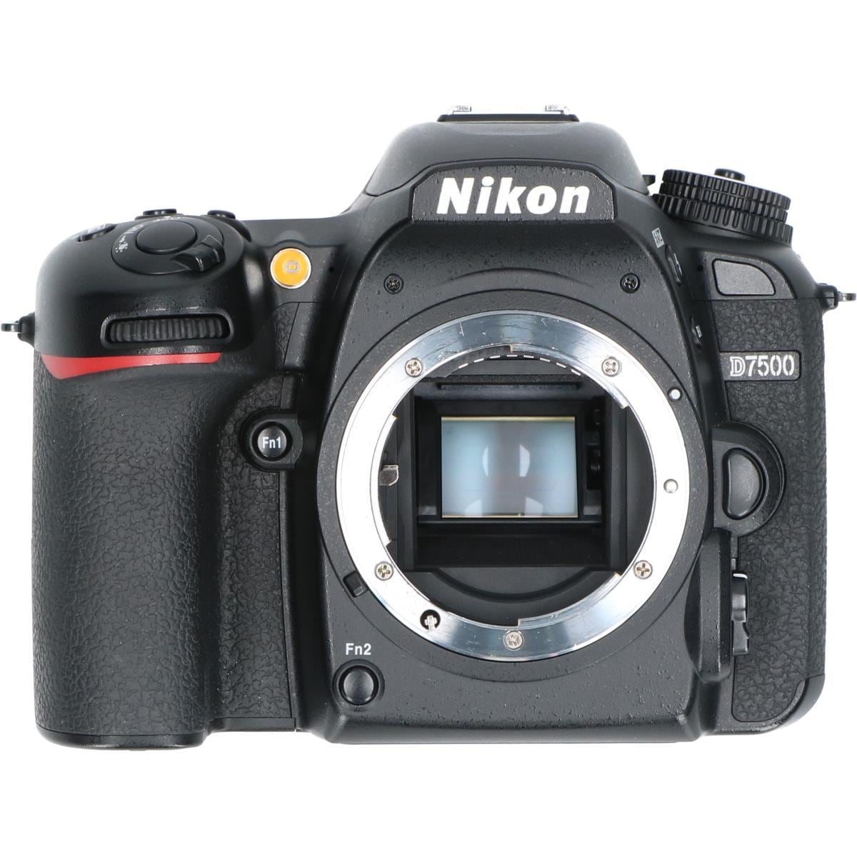 NIKON D7500