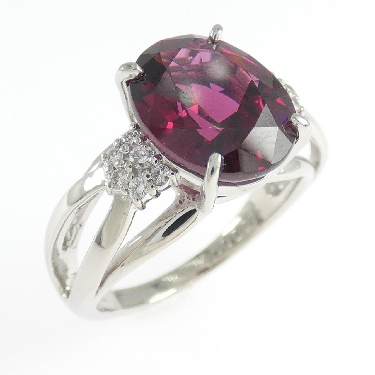 PT900 ガーネット リング 4.50CT
