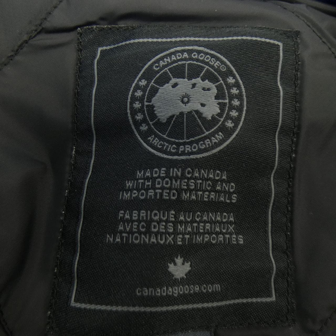 カナダグース CANADA GOOSE ダウンジャケット