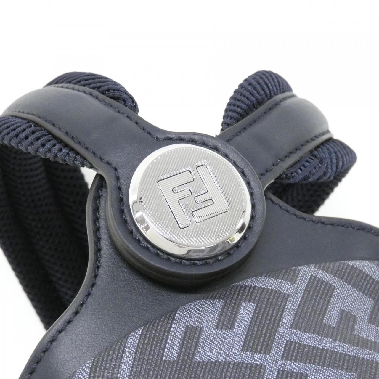 【新品】フェンディ フェンディ キオード スモール 7VZ077 ASIC リュックサック