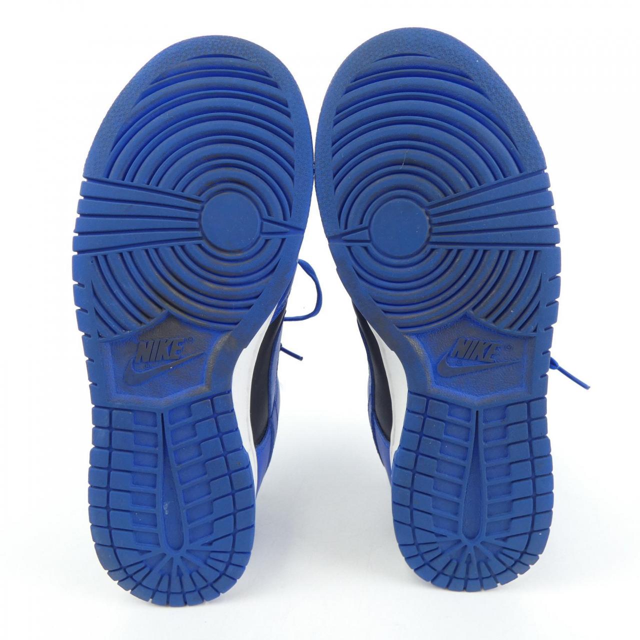 ナイキ NIKE スニーカー