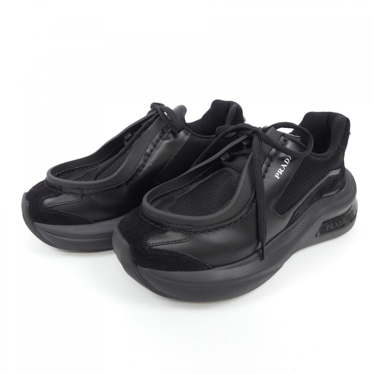 プラダ PRADA スニーカー