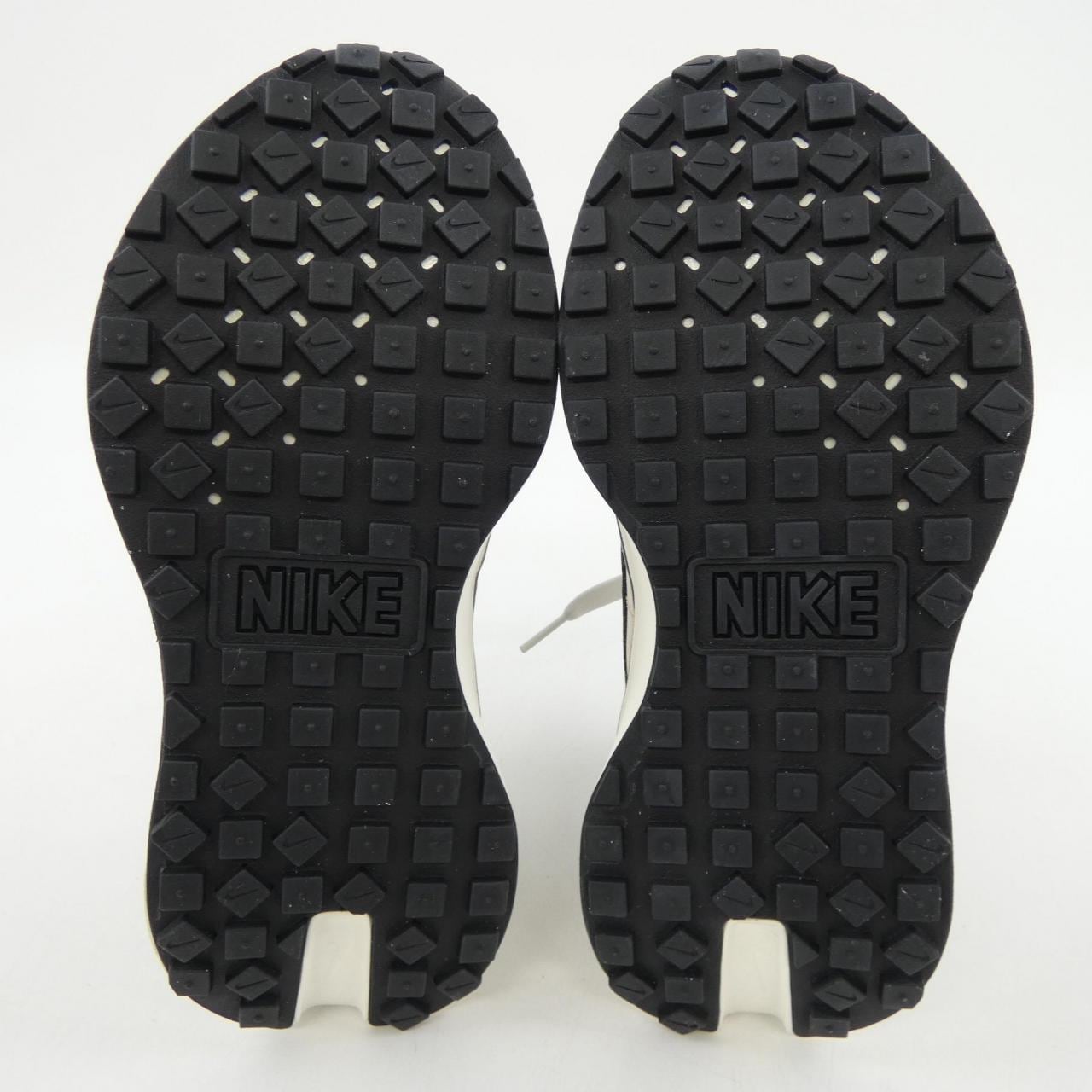 Nike FD2196-100 sneakers