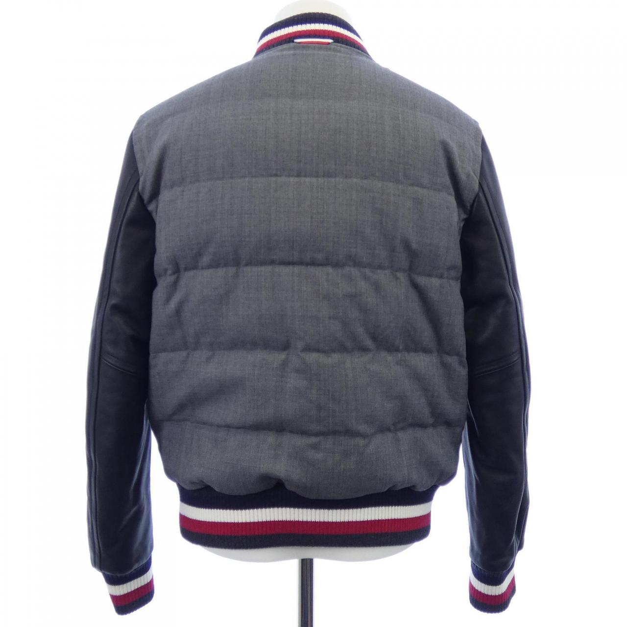モンクレールガムブルー MONCLER GAMMEBLEU 23914031480 ダウンジャケット