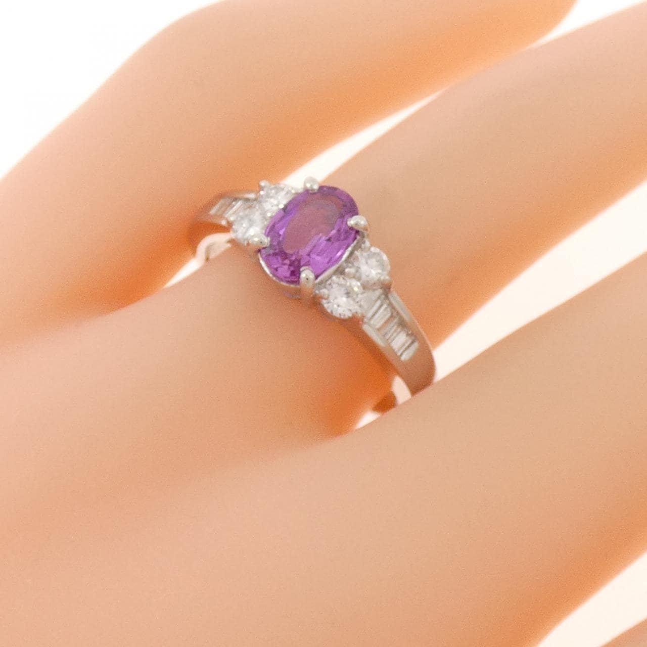 PT900 サファイヤ リング 0.88CT