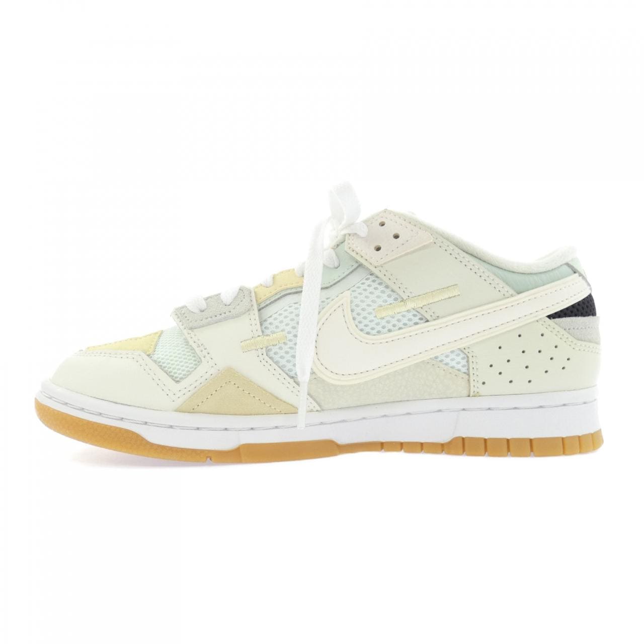 ナイキ NIKE DB0500-100 スニーカー