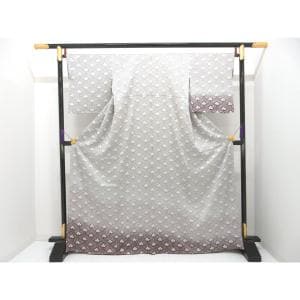 訪問着　絞り加工　ボカシ染