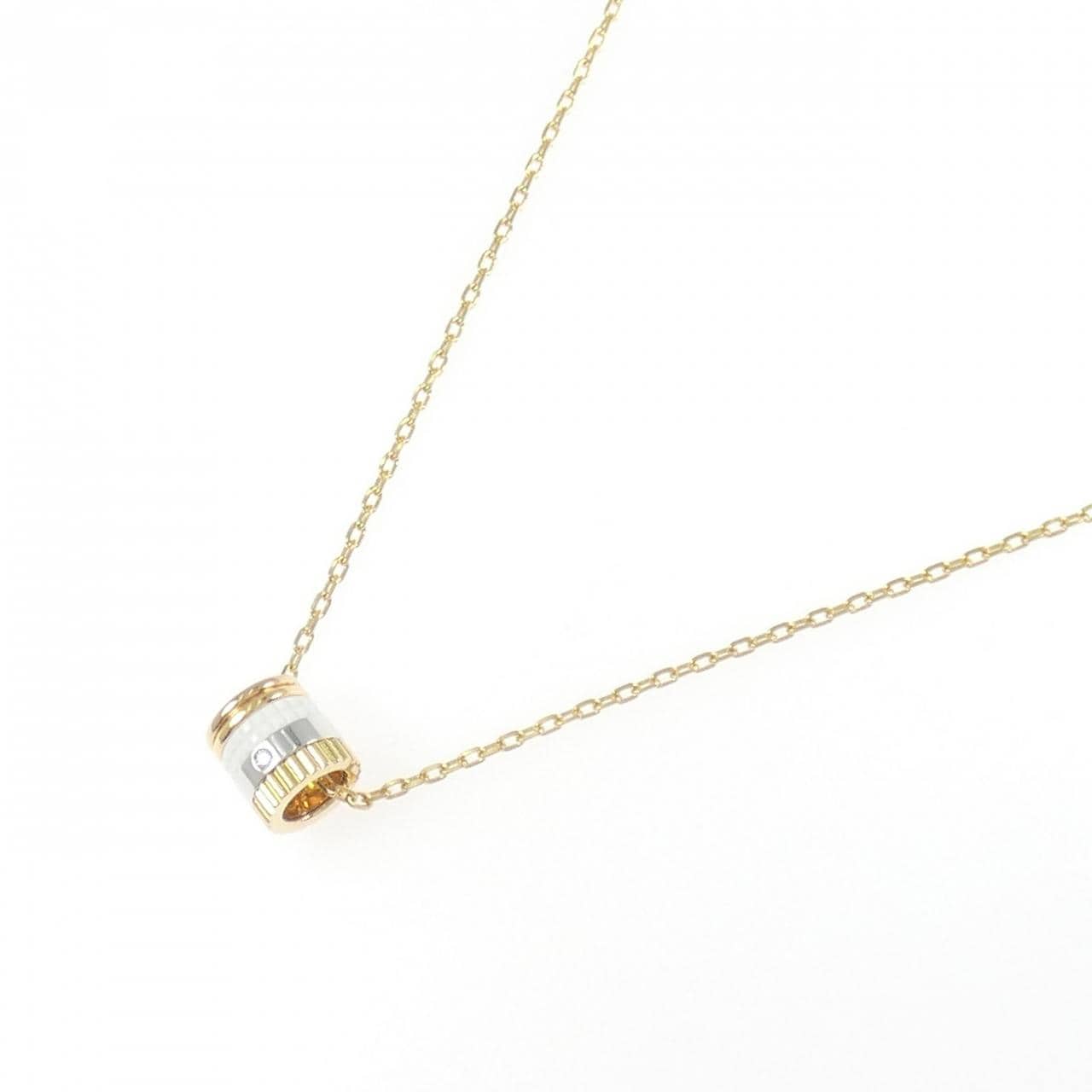 ブシュロン キャトル ホワイト スモール ネックレス