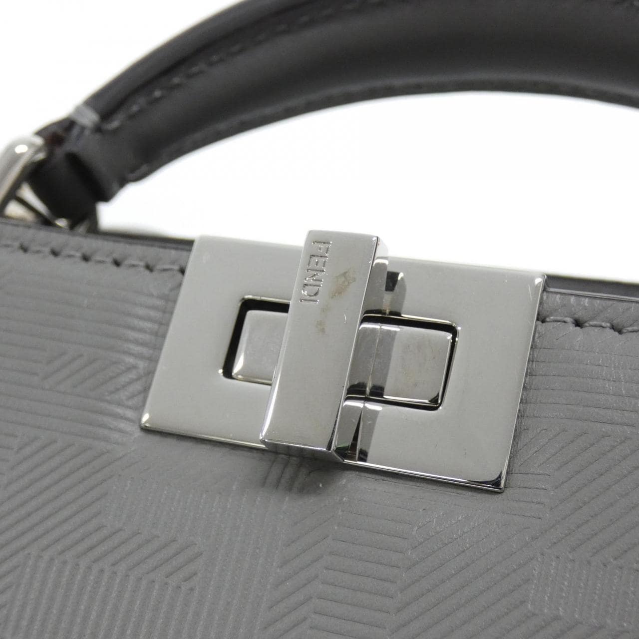 フェンディ ピーカーブー アイ シー ユー エックスクロス 7VA582 AP1T バッグ