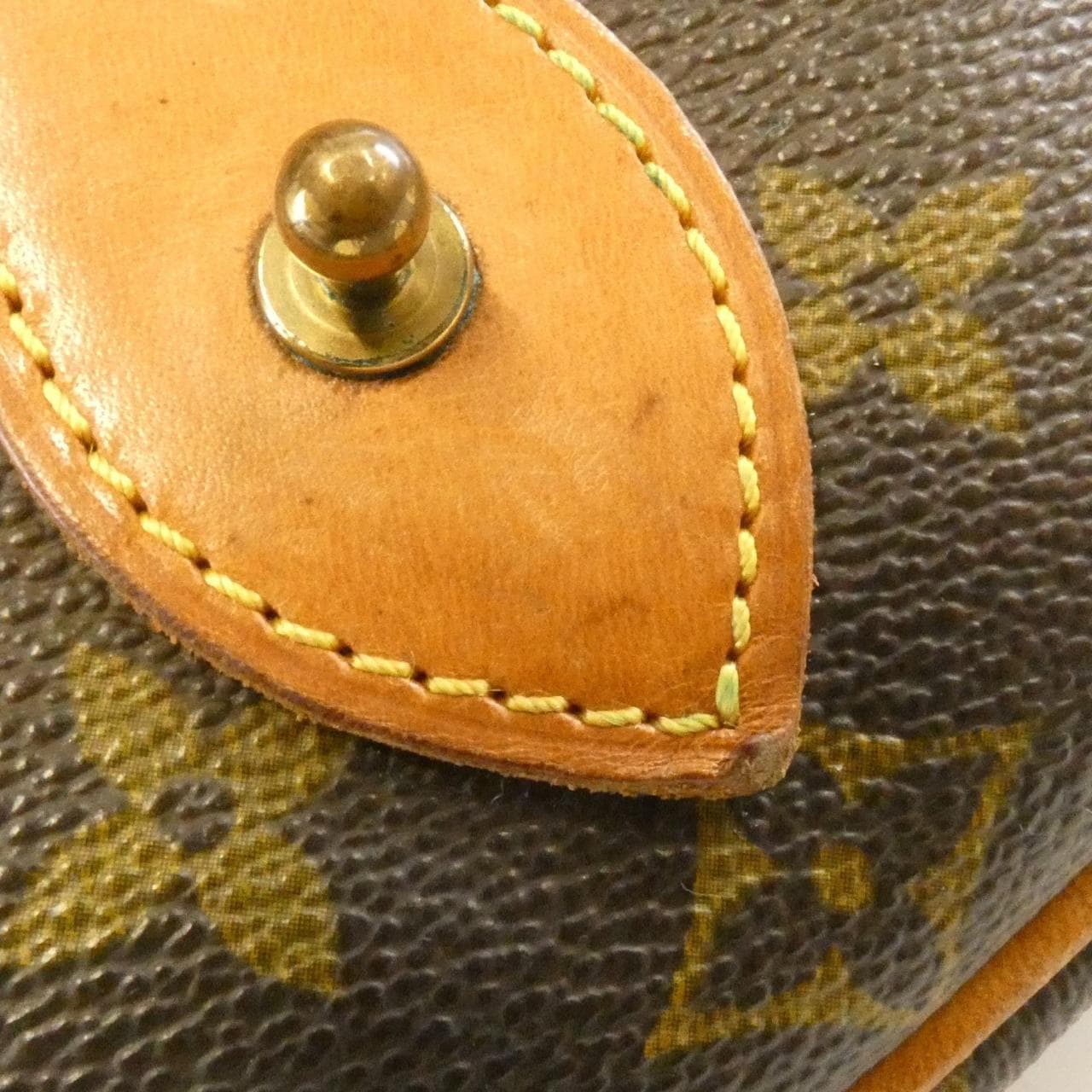 ルイヴィトン モノグラム ジベシエール PM M42248 ショルダーバッグ
