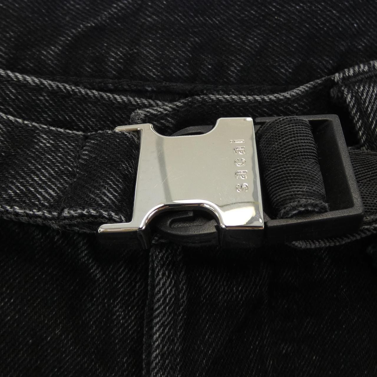 サカイ SACAI SCM-079 ジーンズ