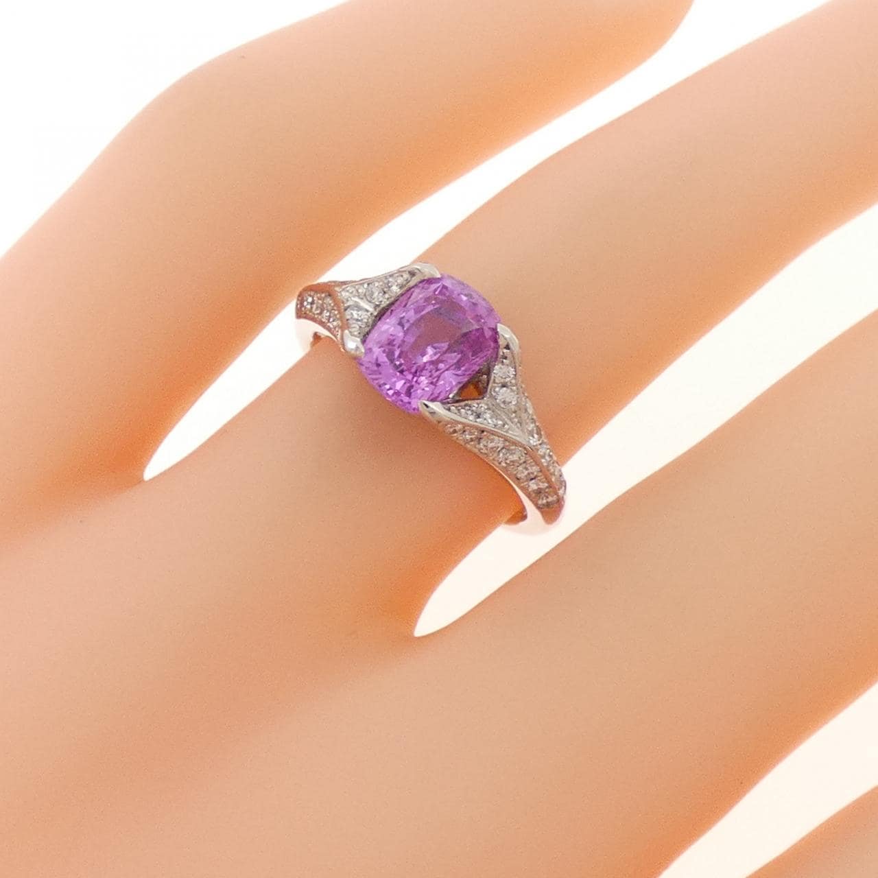 PT900 サファイヤ リング 1.60CT